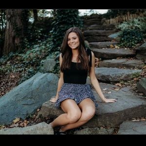 Meet your Posher, Ally